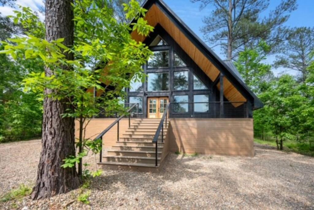 The Noble House! * Broken Bow